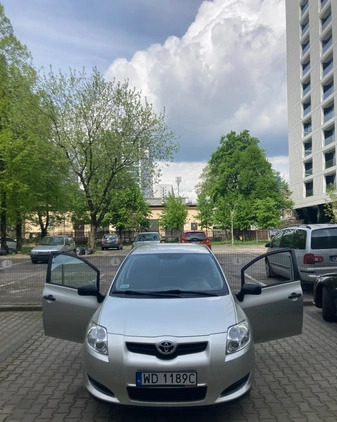 Toyota Auris cena 18000 przebieg: 199088, rok produkcji 2007 z Warszawa małe 211